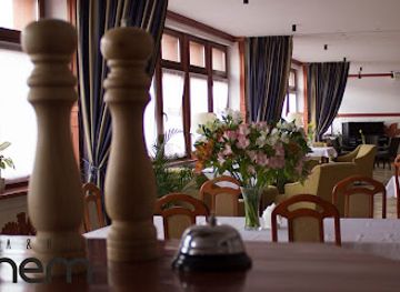 poland/holy-cross-mountains/restaurant/restauracja-i-hotel-pod-kominem