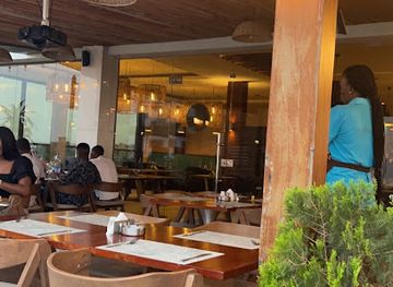 gabon/mayombe-forest/restaurant/lamaia-lounge-bar-restaurant
