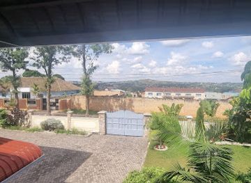 rwanda/gitarama/restaurant/muhanga