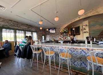 connecticut/mystic-seaport/restaurant/trattoria-amalfi