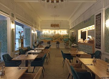 hungary/csallokoz/restaurant/pilvax-kavehaz-es-etterem