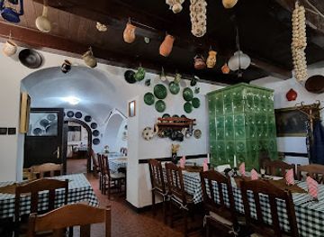 hungary/debrecen/restaurant/latokepi-csarda