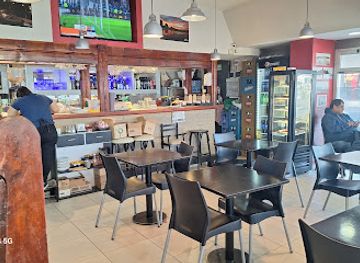 argentina/puerto-madryn/restaurant/mar-y-tiempo