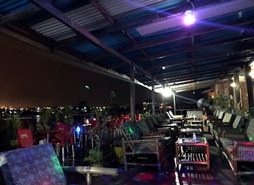 liberia/cape-mount/restaurant/tides-beach-bar-and-restaurant