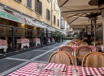 italy/milan/brera/restaurant/taverna-del-borgo-antico