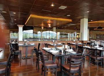 chile/patagonia/restaurant/hacienda-patagonia