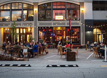 wisconsin/madison/restaurant/settle-down-tavern