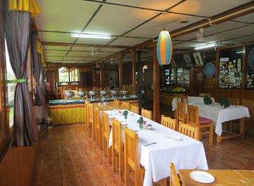 bhutan/dagana/restaurant/gaki-hotel