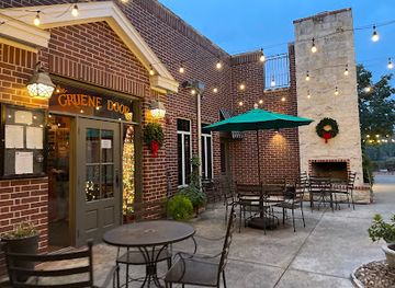 texas/new-braunfels/restaurant/the-gruene-door