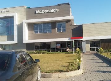 pakistan/pothohar-plateau/restaurant/mcdonald-s