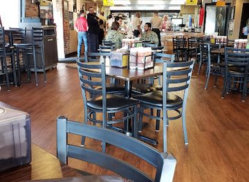 illinois/waukegan/restaurant/big-ed-s-bbq-bar