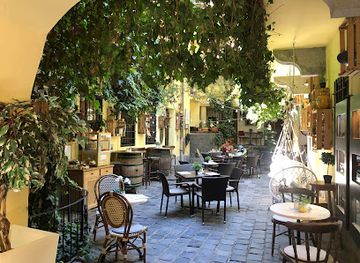 hungary/eger/restaurant/palacsintavar-etterem