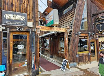 colorado/estes-park/restaurant/twisted-griffin-irish-pub-restaurant