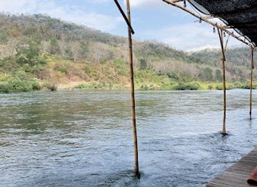 laos/phou-bia/restaurant/the-view-kaengnoon-restaurant-and-park