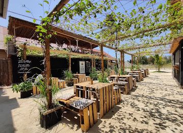 tanzania/eastern-zone/restaurant/bento-paje-food-court