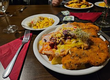 hungary/zalaegerszeg/restaurant/szalon-sorozo-es-etterem