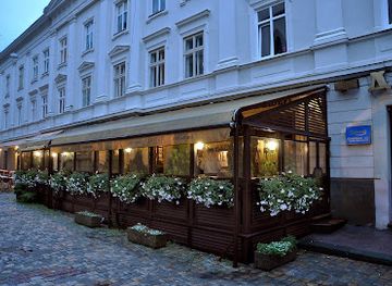 ukraine/lviv-region/restaurant/amadeus