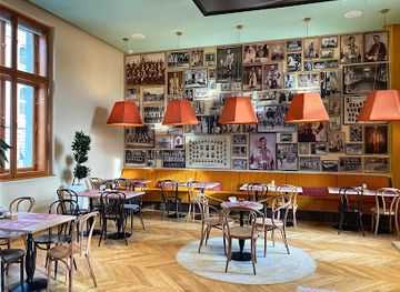 hungary/zala-hills/restaurant/royal-guard-cafe