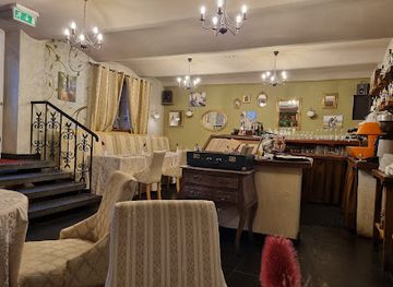 latvia/slitere-national-park/restaurant/restaurant-cemodans-suitcase