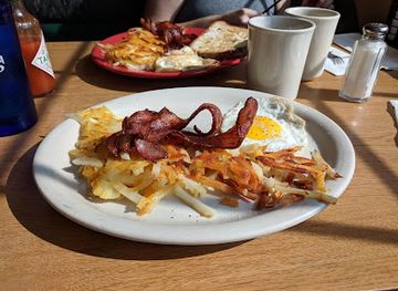 washington/yakima/restaurant/waffles-caffe