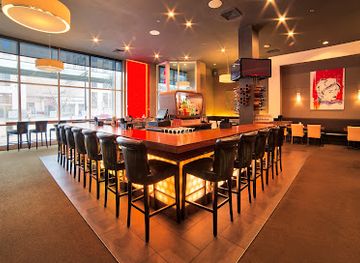 wisconsin/madison/restaurant/dlux