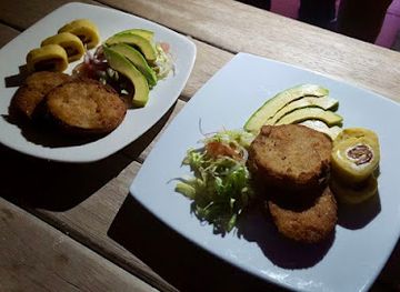 colombia/cano-cristales/restaurant/rio-y-parrilla