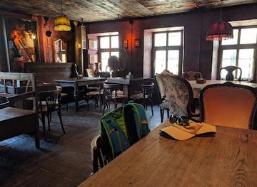 ukraine/lviv-region/restaurant/pstruh-khlib-ta-vyno