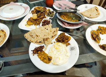 pakistan/upper-sindh/restaurant/des-pardes-restaurant