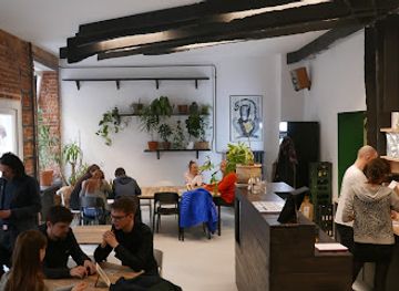 poland/wroclaw/nadodrze/restaurant/tajfun