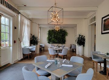 rhode-island/sachuest-point-national-wildlife-refuge/restaurant/one-bellevue