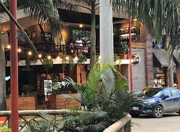 ecuador/santa-elena-region/restaurant/the-wave-surf-resto-cafe