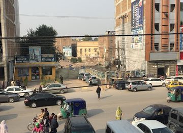 pakistan/peshawar/saddar/restaurant/new-iqbal-burgers