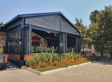 botswana/molepolole/restaurant/two-six-seven