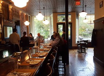 maine/camden/restaurant/18-central-oyster-bar-grill