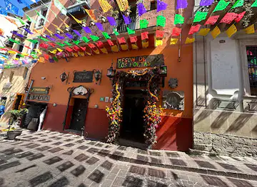 La Taberna de Diego y Frida Restaurant-Bar