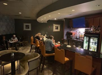 west-virginia/martinsburg/restaurant/heatherfields-restaurant-and-lounge