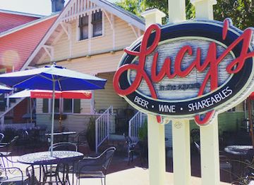 florida/pensacola/restaurant/lucy-s-in-the-square