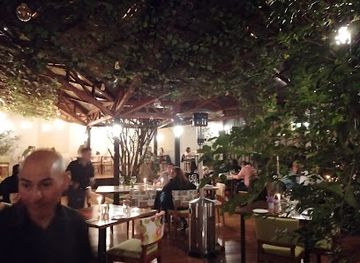 bolivia/la-paz-valley/restaurant/el-bosque