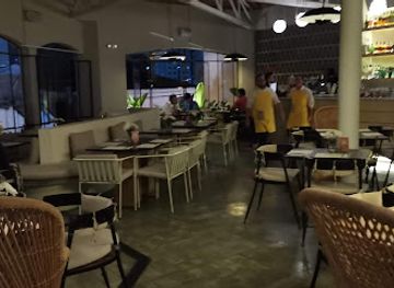 colombia/coffee-axis/restaurant/bianco-circunvalar