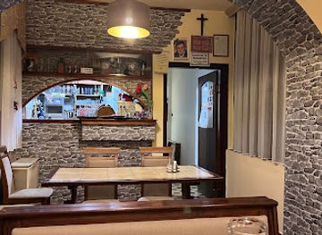 hungary/szigetkoz/restaurant/aranyhordo-kisvendeglo