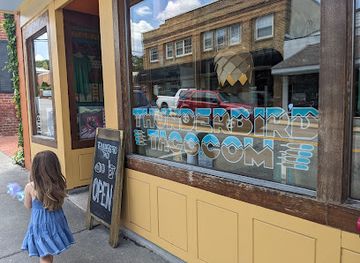 west-virginia/greenbrier-river-trail/restaurant/thunderbird-tacos