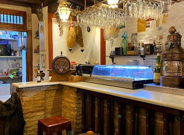 spain/granada/realejo-san-matias/restaurant/cisco-y-tierra