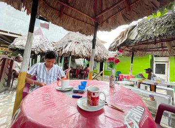 guatemala/livingston/restaurant/gamboa-place