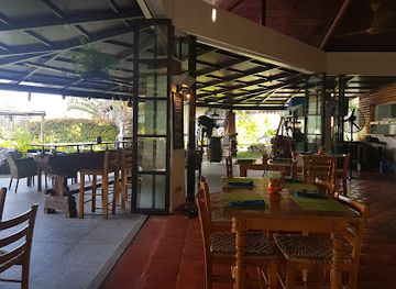 philippines/puerto-princesa/restaurant/tomato-basil