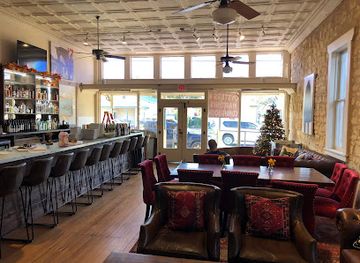 texas/hill-country/restaurant/martini-s-seafood-house