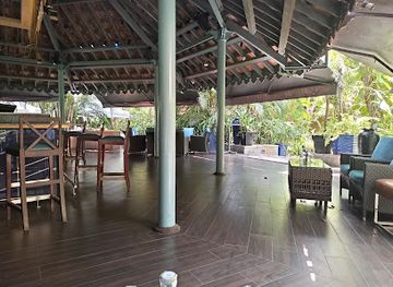 india/bengaluru/restaurant/blue-ginger-at-taj-west-end-bengaluru