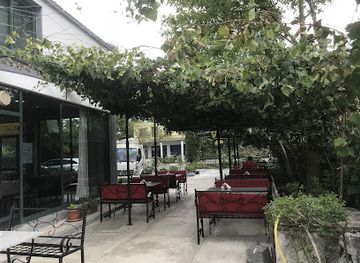 albania/shkodra-highlands/restaurant/amerika-restorant