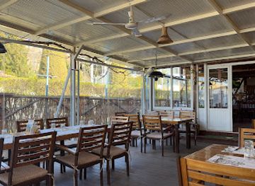 albania/toskeria/restaurant/taverna-koco