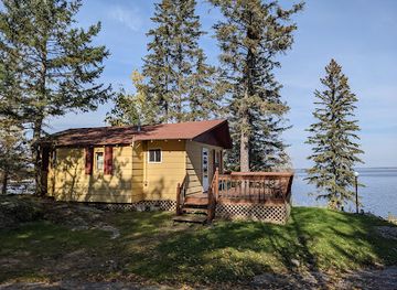 minnesota/voyageurs-national-park/restaurant/idlewild-resort