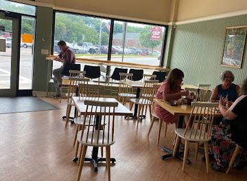 new-hampshire/laconia/restaurant/trillium-farm-to-table